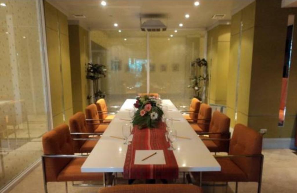 The Royal Mandaya Hotel Davao Bagian luar foto